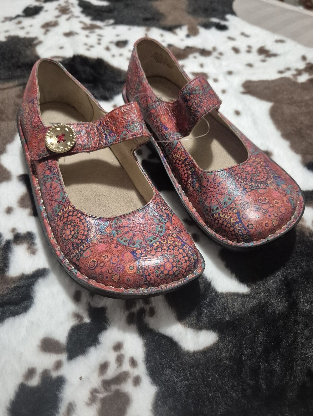 Alegria Women's Paloma Mary Jane Flats in Red Multi Floral..Size:39